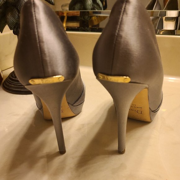 Miss Dior Gray Satin Platform Peep Toe Pump (9) - Picture 6 of 11